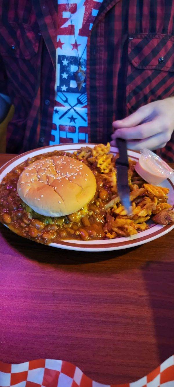 Two Bit's & A Bite